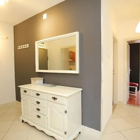 The Brickwall Place *