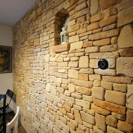 The Brickwall Place Apartman Zadar